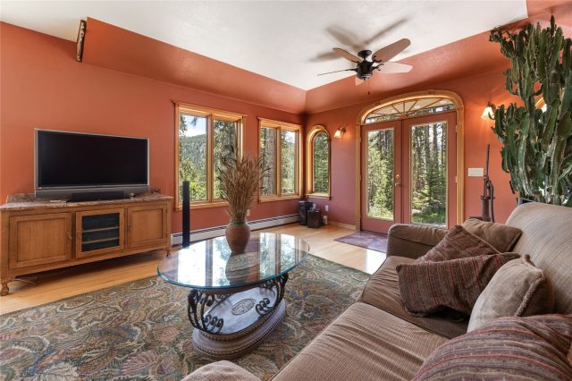 644 Spruce Creek Road photo 23