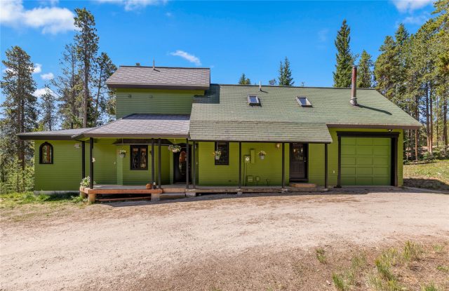 644 Spruce Creek Road photo 32