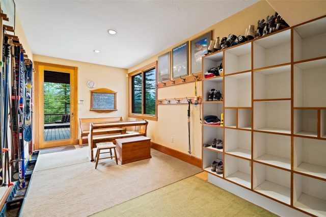 637 White Cloud Drive photo 43
