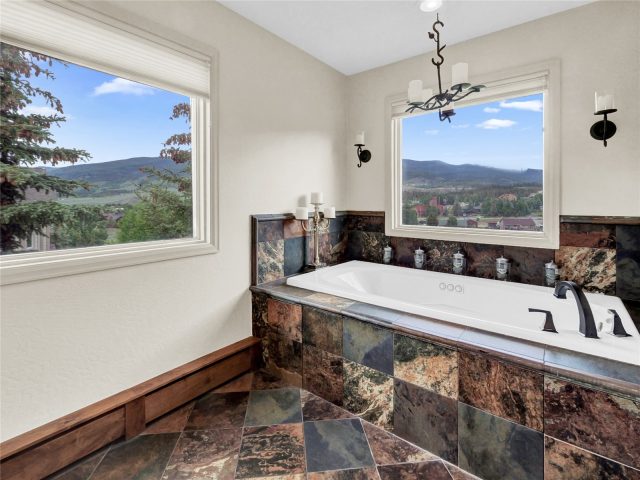 193 Soda Creek Court photo 28