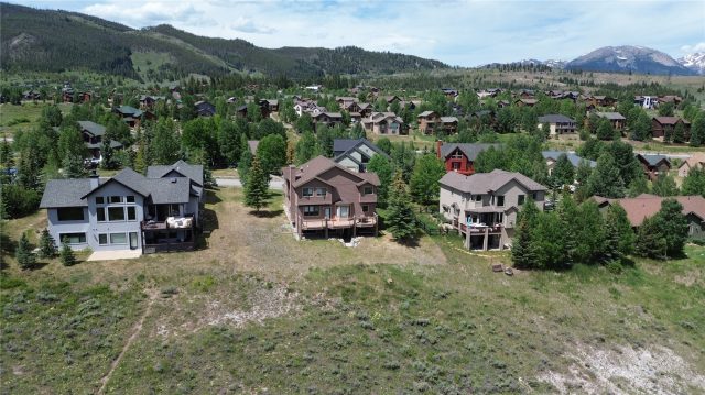 Home in Soda Creek At Lake Dillon Pud, Dillon — photo 2 Home in Soda Creek At Lake Dillon Pud, Dillon, CO — photo 2 (MLS S1070153)