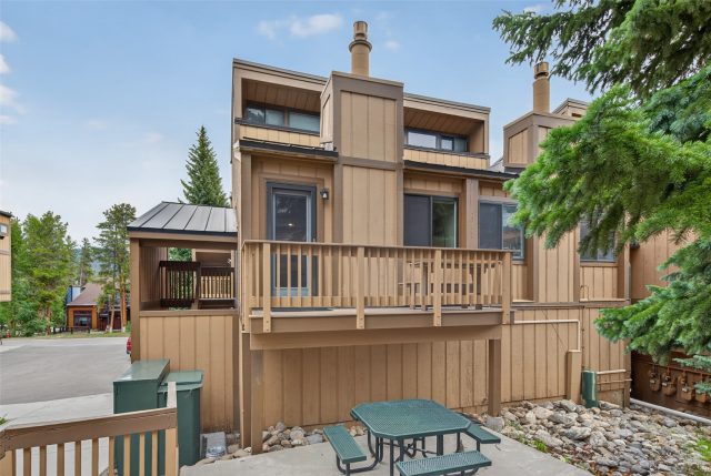 205 Primrose Path 15 photo 15