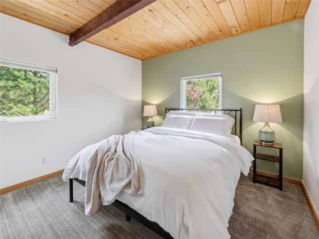 605 Tanglewood Lane photo 30