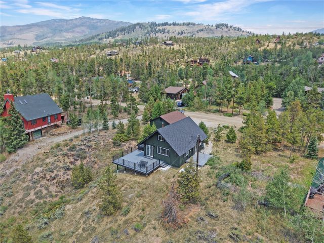 605 Tanglewood Lane photo 43