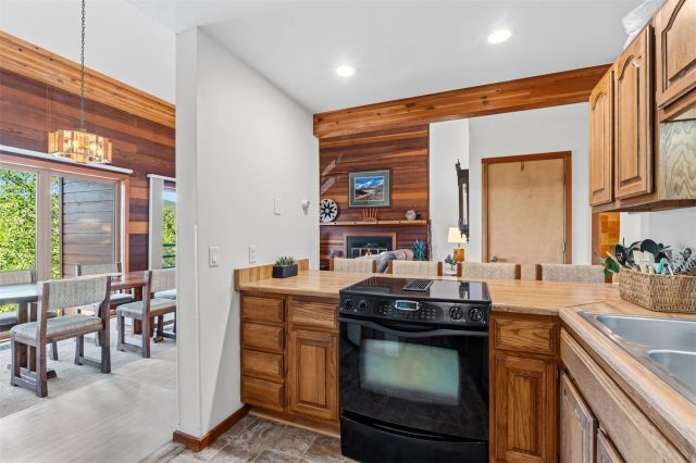 91200 Ryan Gulch Road 91227 photo 11