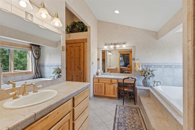 17 Mallard Lane photo 27
