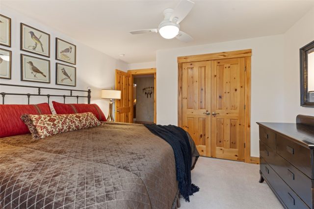 17 Mallard Lane photo 44