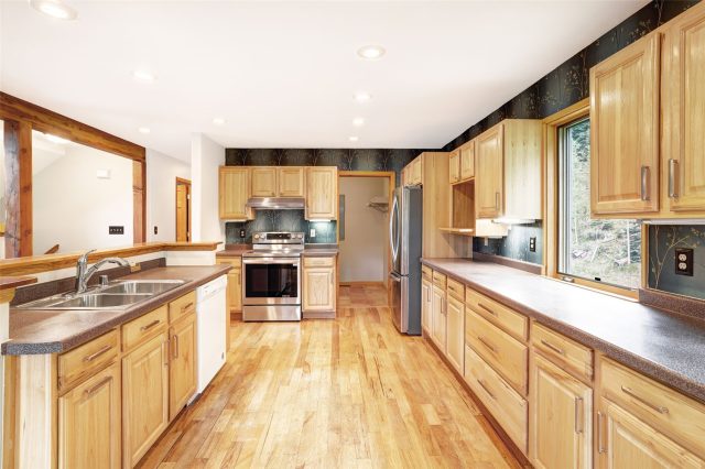 566 Blue River Road photo 11