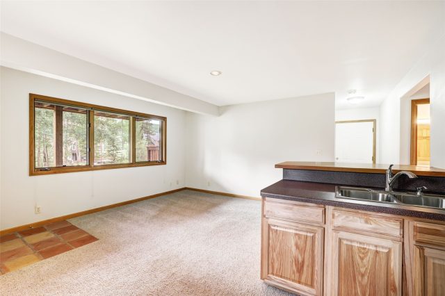 566 Blue River Road photo 36