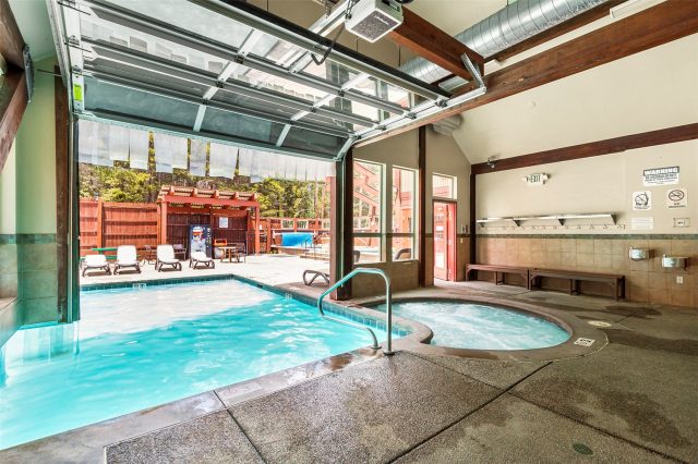 205 Primrose Path 3 photo 32