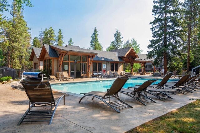 800 Columbine Road 3 photo 14