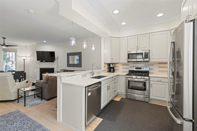 304 N Main Street H1 photo 15