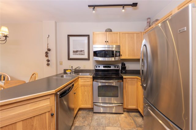 100 Dercum Square 8372 photo 30