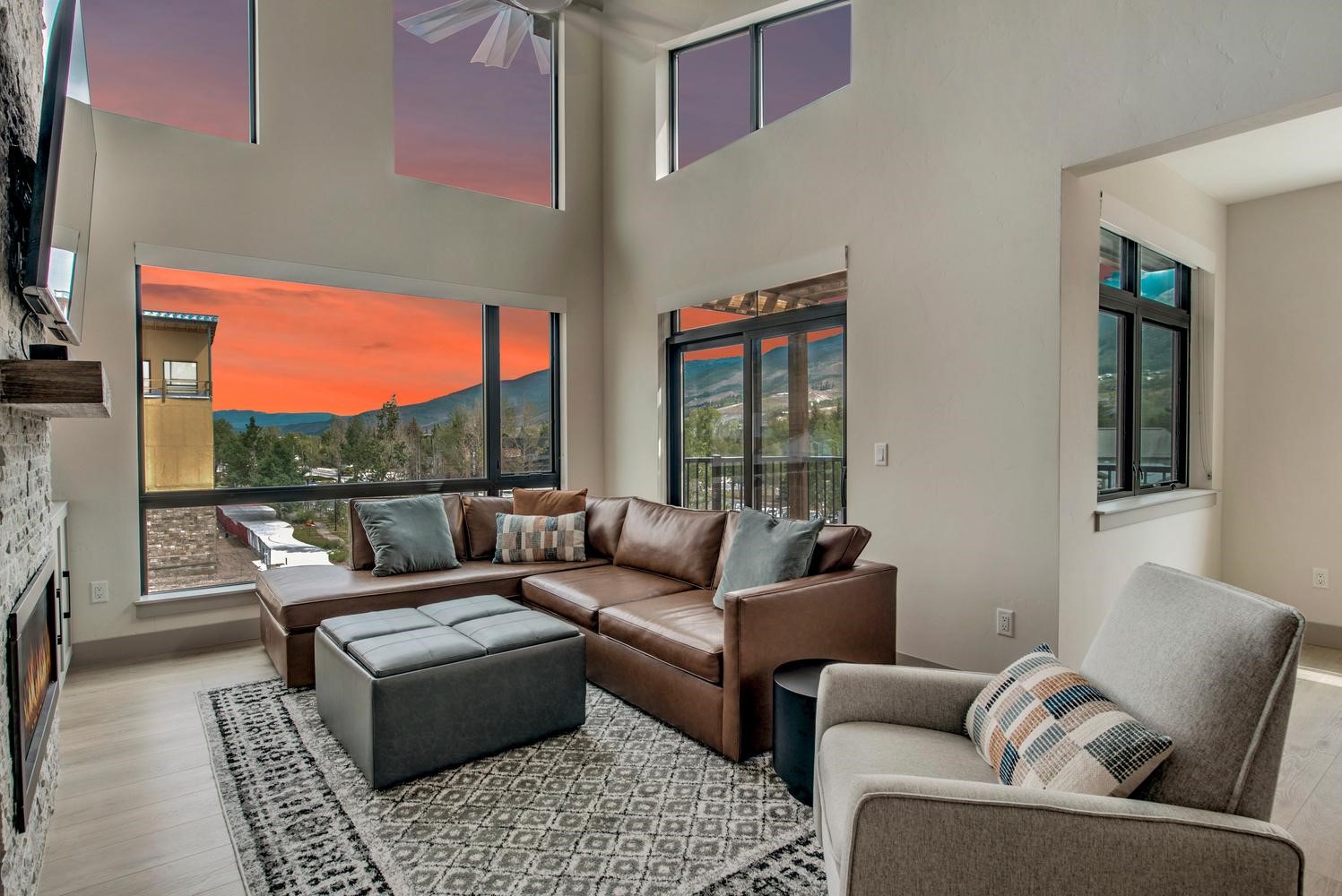 37 W 4th Street 301e, Silverthorne, CO — main photo