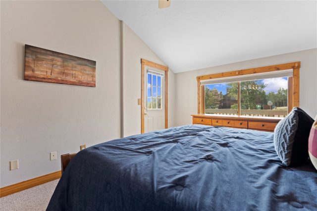 4040 Silverheels Drive 24 photo 12