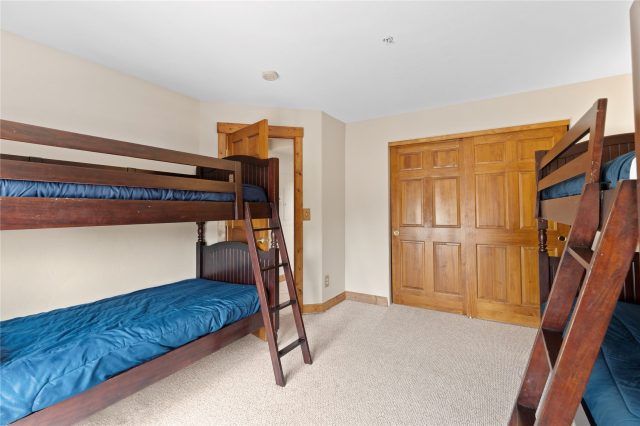 4040 Silverheels Drive 24 photo 20