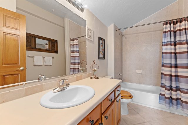 4040 Silverheels Drive 24 photo 28
