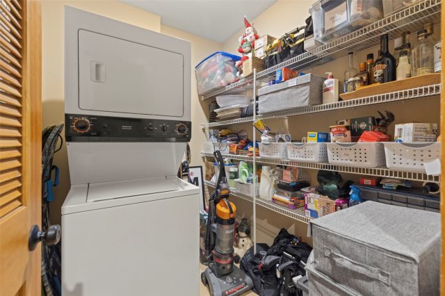 100 Dercum Square 8399 photo 21