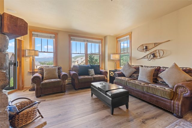 100 Dercum Square 8399 photo 9