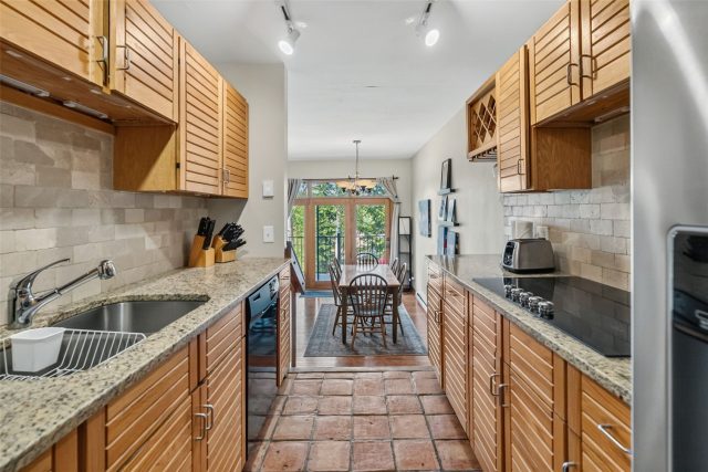 21 Mount Royal Drive 21 photo 7
