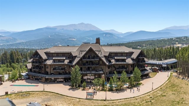 Condo in Crystal Peak Lodge Condos, Breckenridge, CO (MLS S1070231)