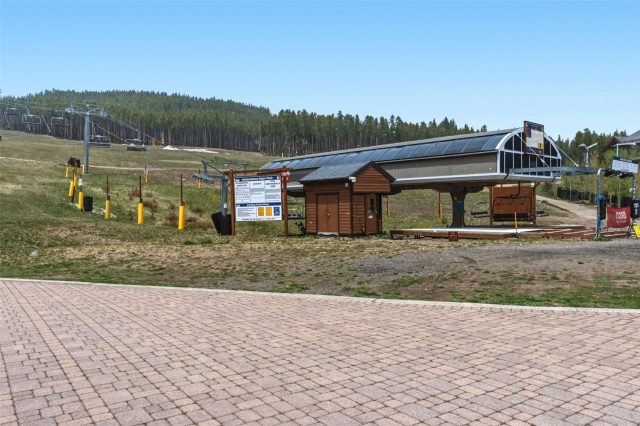 1891 Ski Hill Road 7303 photo 30