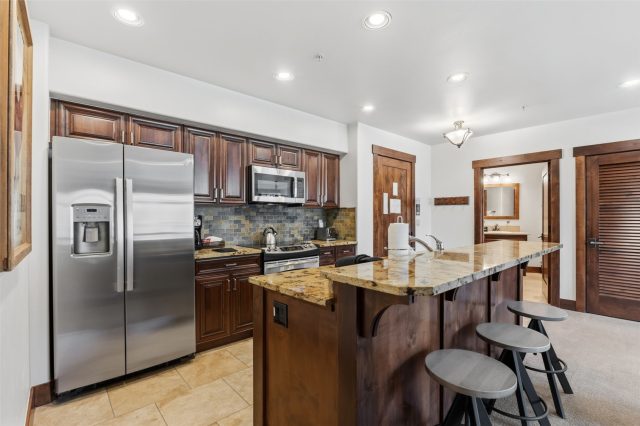 1891 Ski Hill Road 7303 photo 3