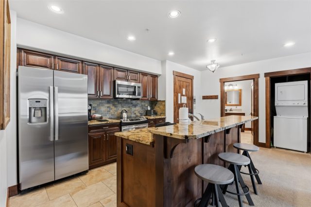 1891 Ski Hill Road 7303 photo 4