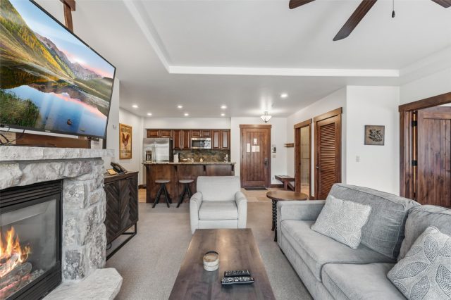 1891 Ski Hill Road 7303 photo 9