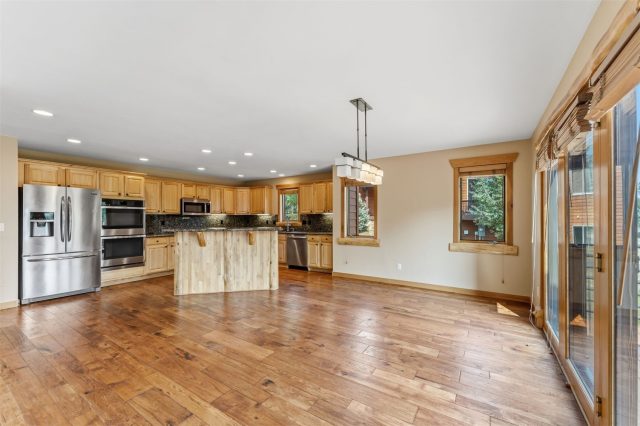 127 Landon Lane photo 10