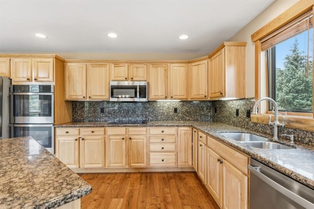 127 Landon Lane photo 11