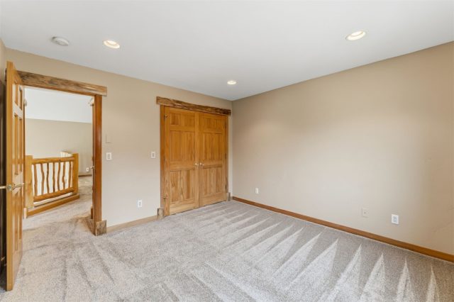 127 Landon Lane photo 22