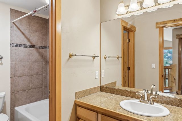 127 Landon Lane photo 23