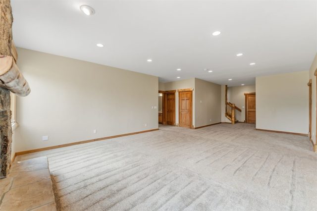 127 Landon Lane photo 35