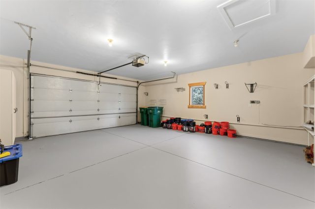 127 Landon Lane photo 42