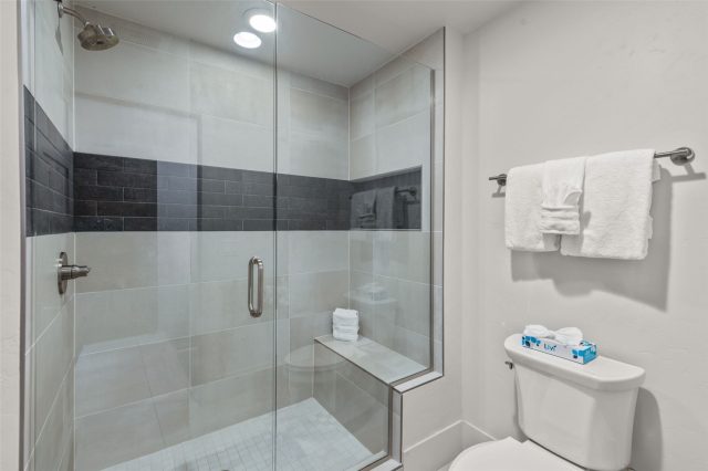 1060 Blue River Parkway 102 photo 21