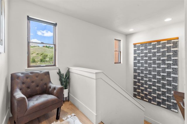 1060 Blue River Parkway 102 photo 22