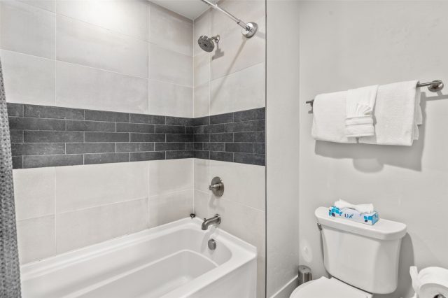 1060 Blue River Parkway 102 photo 24