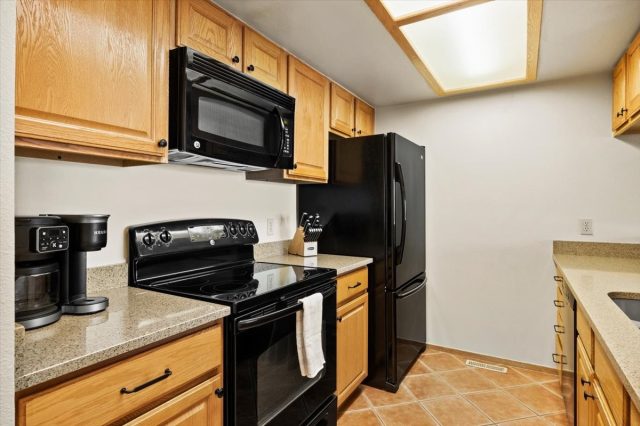 416 Bayview Drive C photo 10