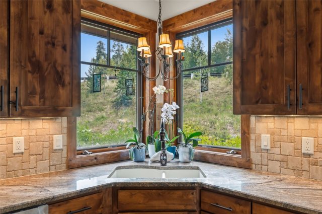 2050 Currant Way photo 13