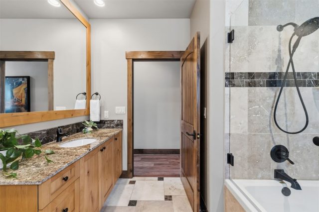 407 Granite Street 19 photo 29