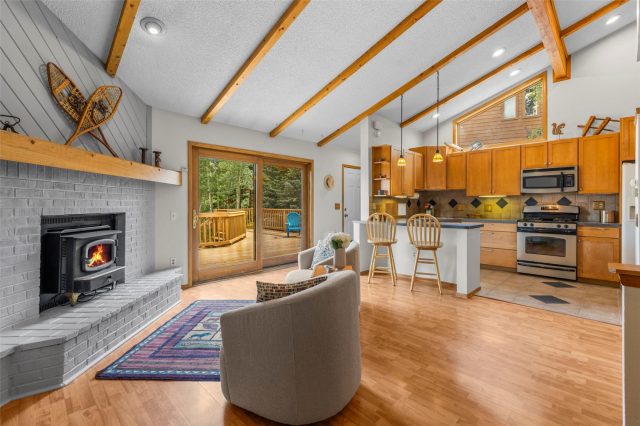 Townhome in Wildernest Sub, Silverthorne, CO — photo 4 (MLS S1070271)
