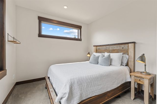 06 Vernon Way photo 25