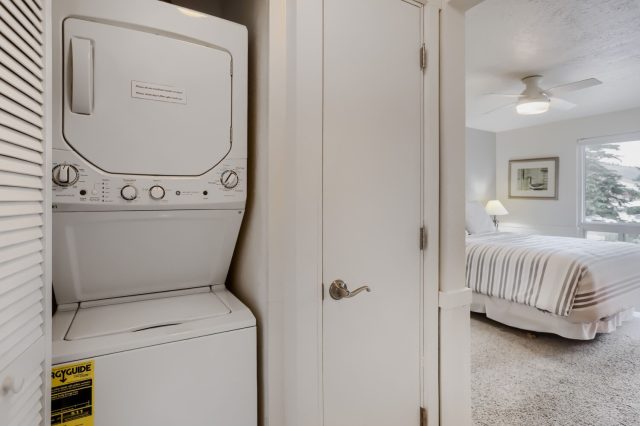 160 E La Bonte Street 201 photo 12