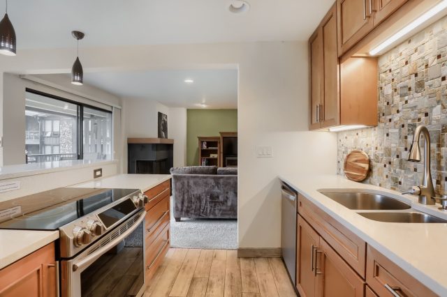 160 E La Bonte Street 201 photo 22