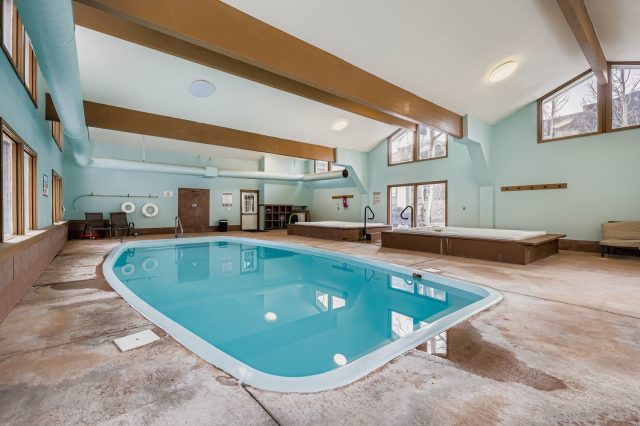 160 E La Bonte Street 201 photo 41