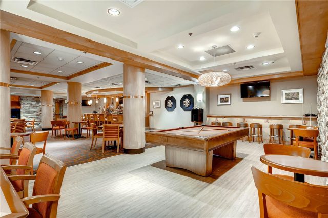 611 Village Road 28250 photo 40