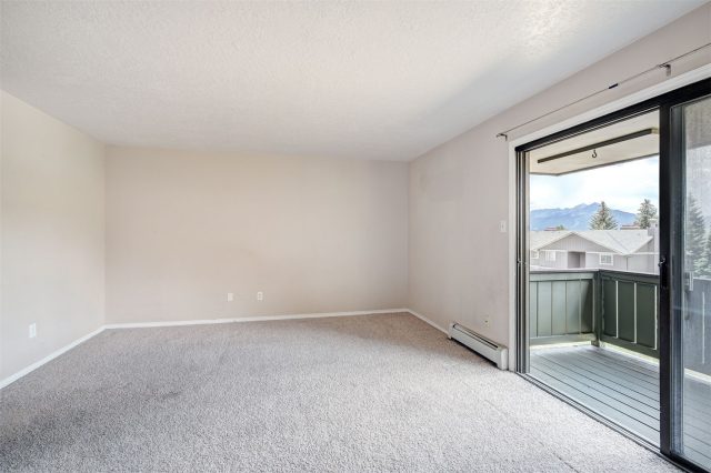 1173 Straight Creek Drive 304 photo 6