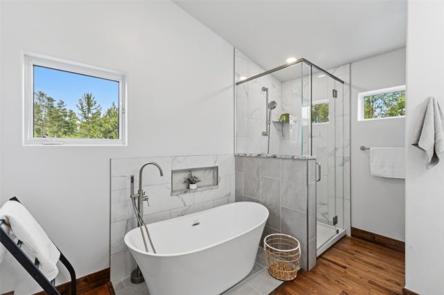 53 County Road 1041 photo 23