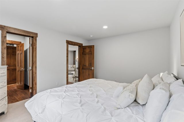 53 County Road 1041 photo 35